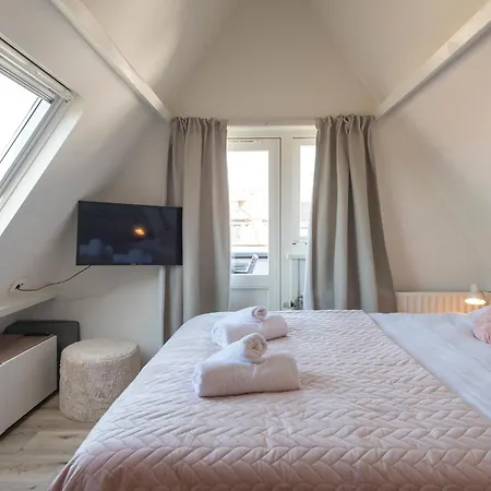 Boutique Bennekom - Studio's & Зандфорт