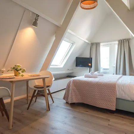 Boutique Bennekom - Studio's & * Зандфорт