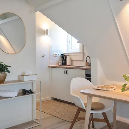 Boutique Bennekom - Studio's & *